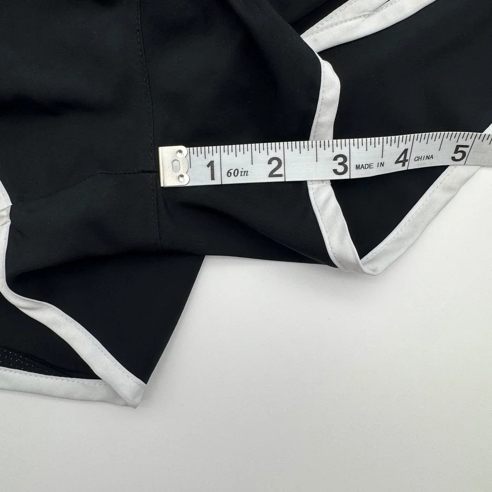 Nike M Dri-FIT Tempo Running Shorts Black White‎ Womens Medium